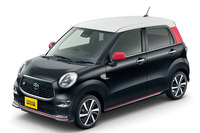 「ピクシス ジョイS “SA III”」。ボディーカラーは「ブラックマイカメタリック×ホワイト×シャイニングレッド」。