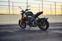 改良型「トライアンフ・トライデント660」がデビューの画像