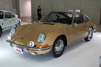 「オートモビル カウンシル2023」の会場から（主催者テーマ展示1）