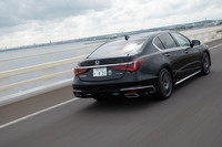 「レジェンド ハイブリッドEX・Honda SENSING Elite」は、一般のユーザーが気軽に手を出せるクルマではない。同車で実用化されたシステムが、“普通のホンダ車”にも展開される未来に期待である。