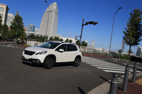 全長4160mmというコンパクトなサイズが特徴の「2008」。プジョーは今後、「3008」「5008」といったより大型のモデルを投入し、SUVのラインナップを拡充していく予定だ。