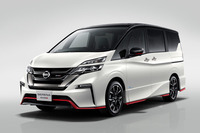 「セレナNISMO」