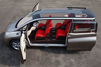 【東京モーターショー2005プレビュー】ミニバンにもモダンリビングを「日産アメニオ」の画像