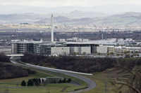 ラドゥ・テクノロジー・センターは、クレルモンフェランのミシュラン本社から北へ10kmの場所にある。