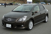 第301回：トヨタ・ブレイド試乗“コンパクトカーの壁”は突破できるか？の画像