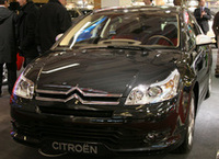 「シトロエンC4クーペ by Loeb」