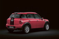 MINIクロスオーバーの特別仕様車、3色で発売の画像