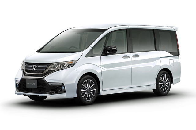 ホンダ、専用装備満載の「ステップワゴン モデューロX」を発売