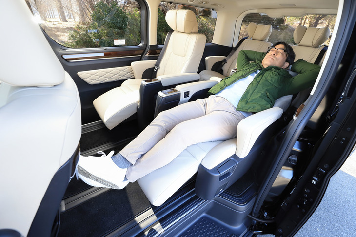 モータージャーナリストの塩見 智氏。