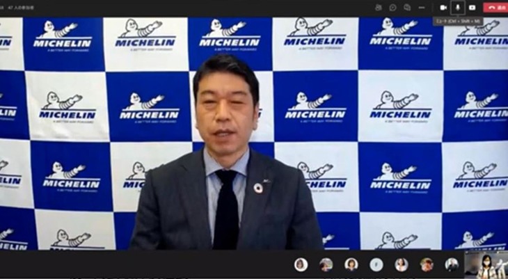 新社長に就任した須藤 元氏は、日本ミシュランがどんな会社でどんな貢献をしているか、日本での認知度をもっと上げたいなどと抱負を述べた。