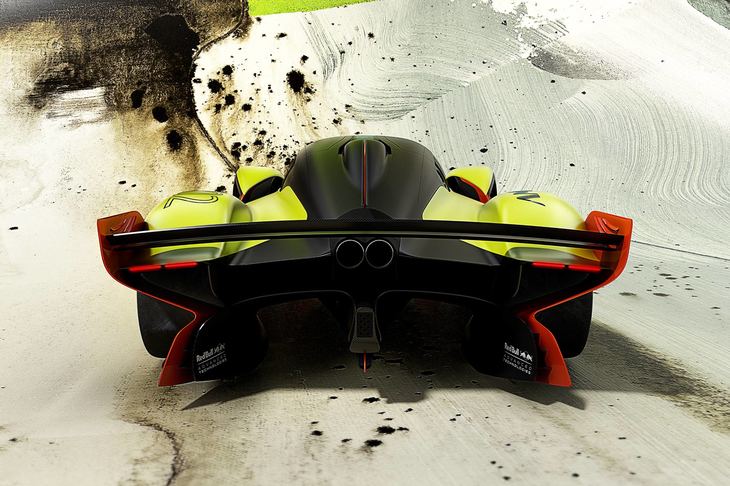 アストンマーティン・ヴァルキリーAMRプロ