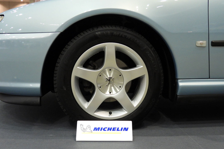 プジョー406クーペ（2004年）／原工房