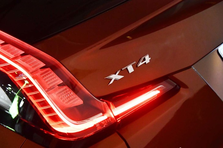 「XT4」はキャデラックのラインナップで最もコンパクトなSUV。2018年1月に世界初公開され、日本では2021年1月に発売された。