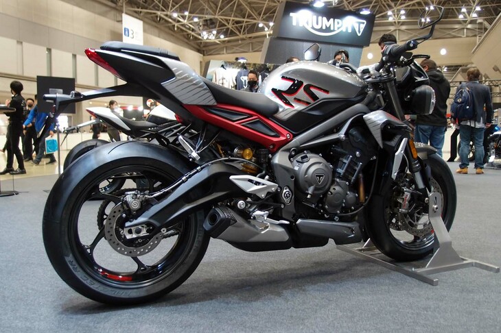 トライアンフ・ストリートトリプルRS