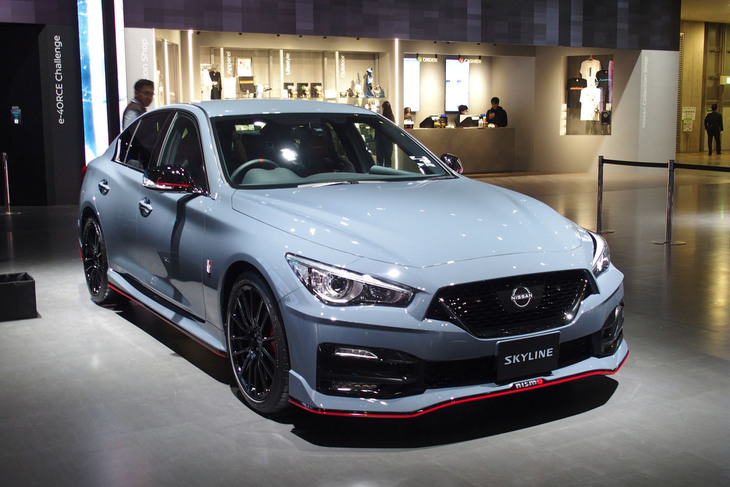 日産スカイラインNISMO