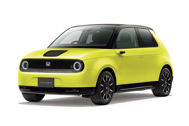 愛らしいスタイリングで人気に思われた「ホンダe」だったが、販売台数的には今ひとつ。2024年1月をもって生産が終了した。