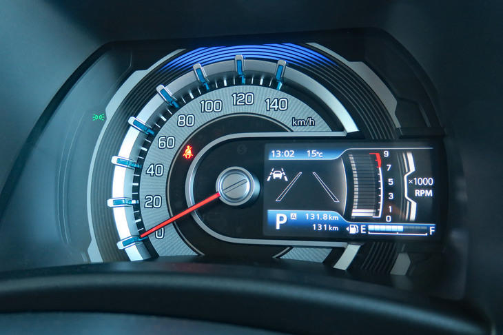 スズキ・ハスラー ハイブリッドXターボ（4WD）（メーター）