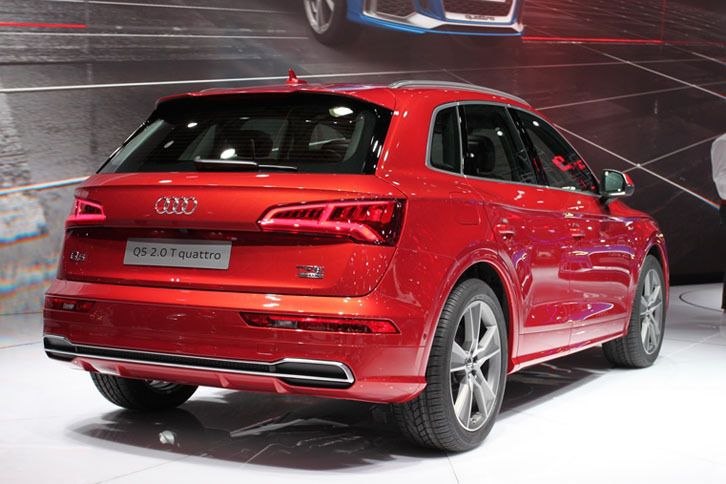 アウディQ5（エクステリア）