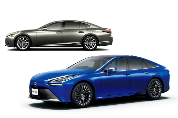 現行モデルで「クラウン セダン」とボディーサイズが近い車種といえば、「レクサスLS」と「トヨタ・ミライ」。ともに「GA-L」プラットフォームを採用するセダンだ。