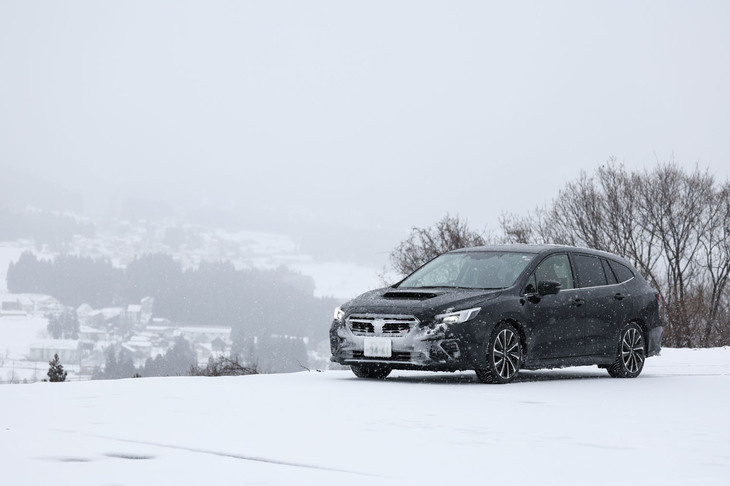 「ベクター4シーズンズGEN-3」は、2009年に発売された初代「ベクター4シーズンズ」から数えて3代目にあたる最新モデル。研究開発は欧州で行われ、ドイツ、フランス、ポーランド、スロベニアの4拠点で製造される。