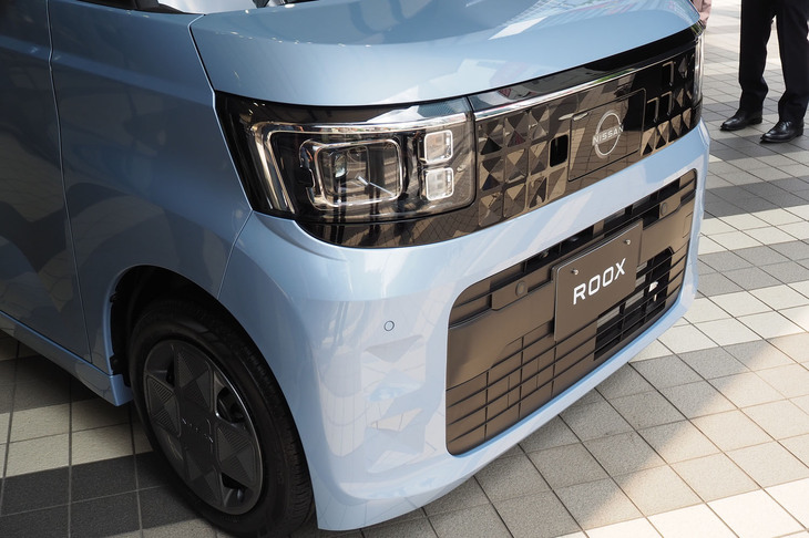 日産ルークス（フロントマスク）