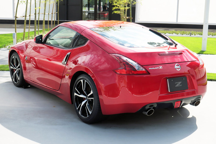 現在販売されている「フェアレディZ」は、Z34型と呼ばれる6代目。2008年に登場した。