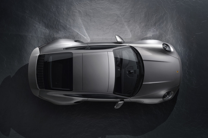 2020年3月末に国内受注が始まったばかりの新型「ポルシェ911ターボS」は、最高出力650PS、最大トルク800N・mを発生。停止状態からわずか2.7秒で100km/hまで加速できる。