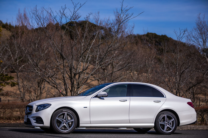 2019年10月23日に導入が発表されたメルセデス・ベンツのクリーンディーゼルプラグインハイブリッド車「E350deアバンギャルド スポーツ」。東京モーターショー2019で実車がお披露目された。
