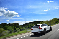 「ボルボV90クロスカントリー」は長距離ドライブの相棒として、じつに頼れるクルマだった。