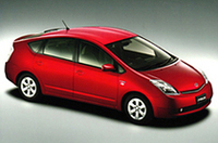 ハイブリッドをさらにアピール、「トヨタ・プリウス」マイナーチェンジ