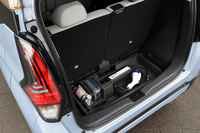 三菱が新型軽EV「eKクロスEV」を発表　航続距離180kmの新しい電動コミューターの画像