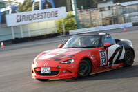 新しい趣味にモータースポーツはいかが？　マツダ主催のジムカーナ走行会に参加して