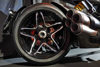 ドゥカティが「XディアベルV4」を日本に導入　高い動力性能が自慢のスポーツクルーザーの画像