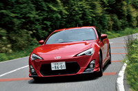 トヨタ86“TRD Performance Line装着車”