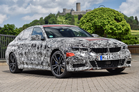 BMWが7代目となる次期「3シリーズ」の写真を公開