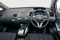 「ホンダ・シビック」に2リッターモデル「2.0GL」を追加設定の画像