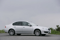 スバル・レガシィB4 3.0R Spec.B（4WD/6MT）【試乗記】の画像