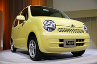 ダイハツの新しい軽「ムーヴラテ」発売の画像