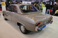 「ルノー16クーペカブリオレ」の試作車（1963年）。ボディーに多くの特製パーツを必要とすることから、生産が見送られた。