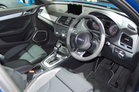 「Q3」のインテリア。「RS Q3」を含め、日本仕様はすべて右ハンドルとなる。