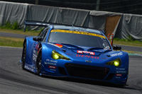 GT300クラスで、予選トップから勝利をものにしたNo.61 SUBARU BRZ R&D SPORT。
