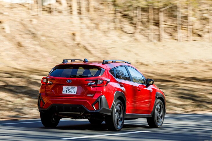 トヨタの技術供与を受けて実現した「S：HEV」だが、動力分割機構や、それと2基のモータージェネレーターやフロントデファレンシャルギアをひとつにまとめるトランスアクスルは、スバルが自主開発したものだ。制御も含め、スバルの独自色が強いハイブリッドシステムといえる。