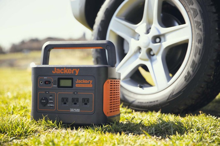 「Jackeryポータブル電源1000」が活躍できる温度域は－10度から40度となっている。