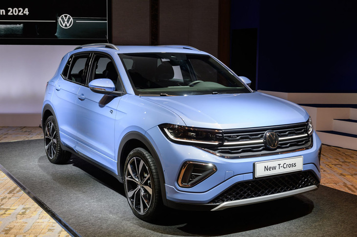 コンパクトSUV「Tクロス」のマイナーチェンジモデル。導入発表直後の2024年7月6日に予約注文の受け付けが開始された。デリバリーは同年9月に始まる見込み。