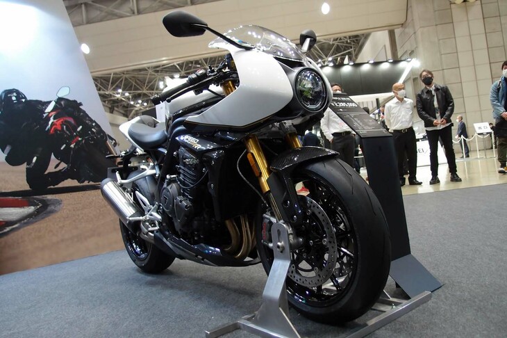 トライアンフ・スピードトリプル1200RR