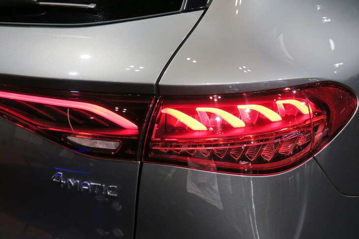 メルセデス・ベンツEQE 350 4MATIC SUV