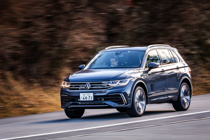 今回の試乗車は22万円の有償オプションとなる「DCCパッケージ」を装備。アダプティブシャシーコントロール「DCC」は、ダンパーの減衰力や電動パワーステアリングの特性を走行状況に合わせて瞬時にコントロールするほか、「コンフォート」「ノーマル」「スポーツ」「カスタム」の4種類の走行モードを切り替えることができる。