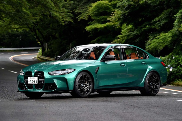 【BMW M3コンペティションのスペック】
	ボディーサイズ：全長×全幅×全高＝4805×1905×1435mm／ホイールベース：2855mm／車重：1740kg／駆動方式：FR／エンジン：3リッター直6 DOHC 24バルブ ツインターボ／トランスミッション：8段AT／最高出力：510PS（375kW）/6250rpm／最大トルク：650N・m（66.3kgf・m）/2750-5500rpm／タイヤ：（前）275/35ZR19 100Y／（後）285/30ZR20 99Y（ミシュラン・パイロットスポーツ4 S）／燃費：10.0km/リッター（WLTCモード）／価格：1324万円
	
	【取材時の燃費データ】
	テスト距離：257.6km（市街地1：高速道路7：山岳路2）／使用燃料：31.6リッター（ハイオクガソリン）／参考燃費：8.2km/リッター（満タン法）／8.9km/リッター（車載燃費計計測値）