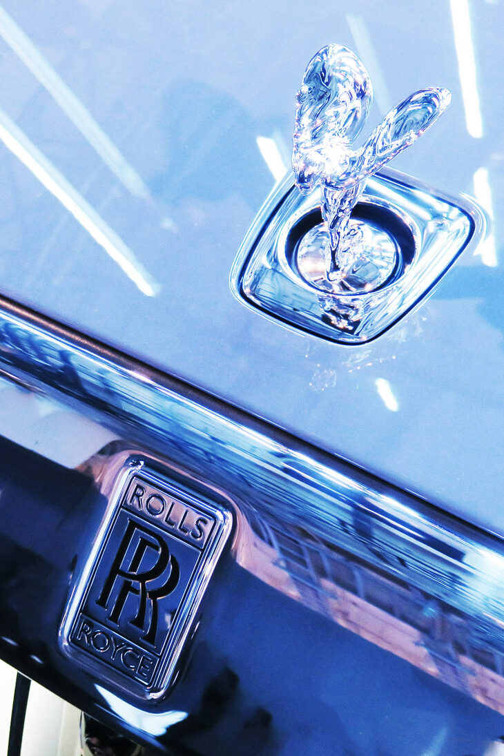 ロールス・ロイス・スペクター プロフェシー（フロントエンブレム＆ボンネットマスコット「スピリット・オブ・エクスタシー」）