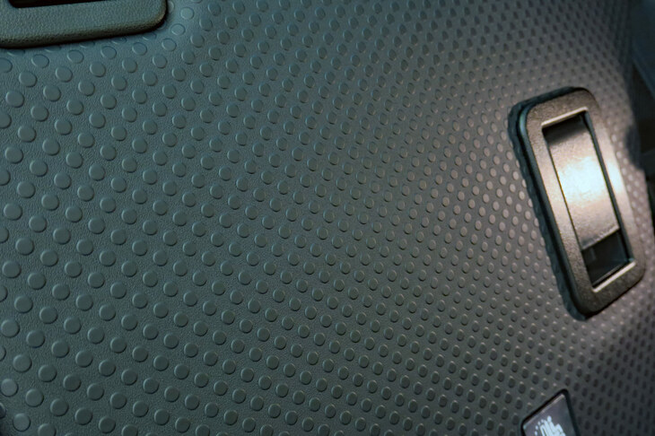 ダイハツ・タント ファンクロス（はっ水加工のリアシートバック）